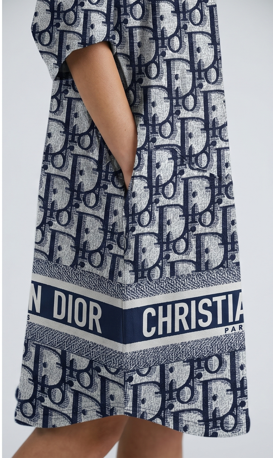 Oblique Monogram Batwing Dress – Black & Beige